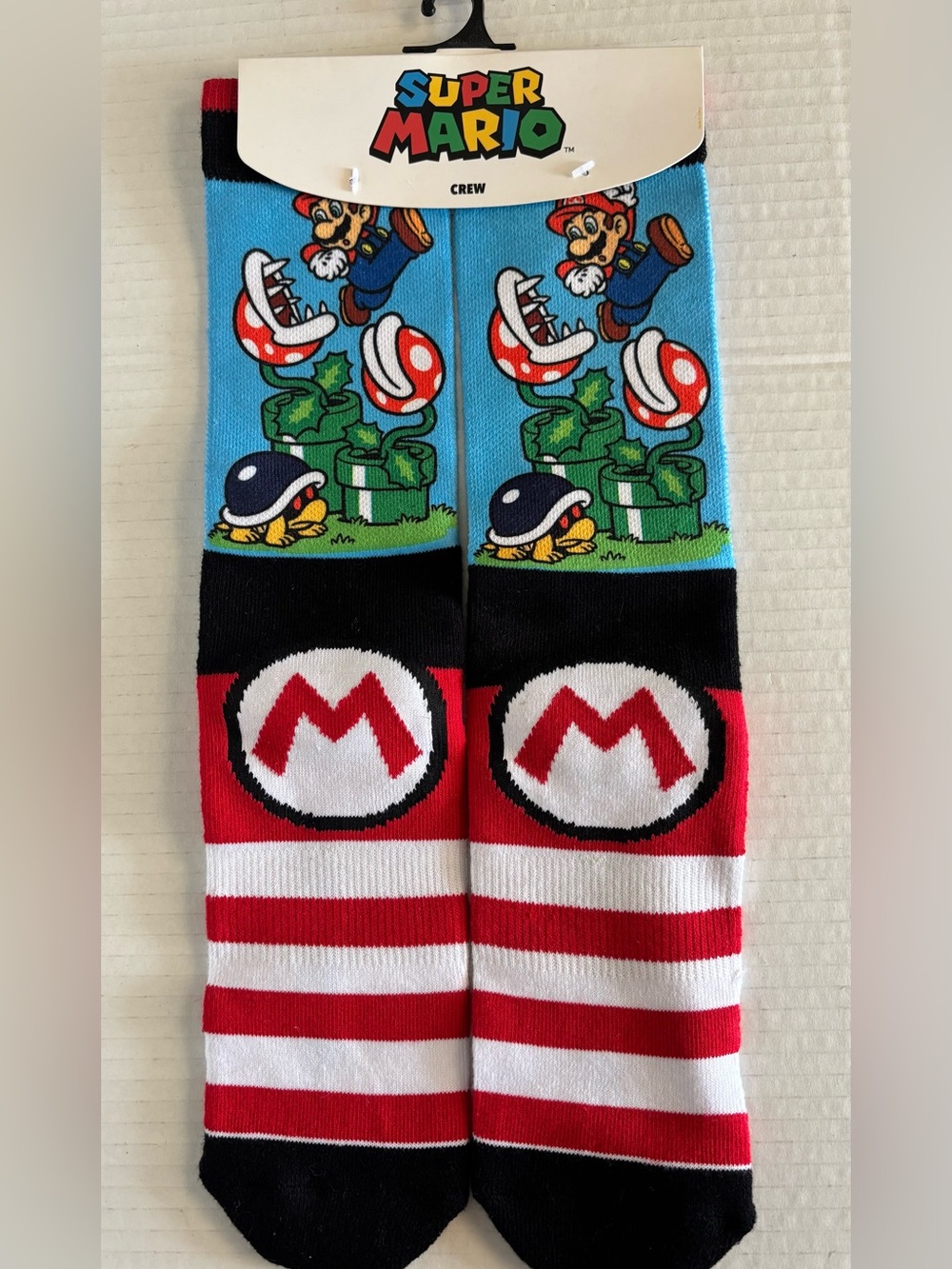 Bioworld Men's Super Mario Crew Socks SZ XL (10-13) NWT
